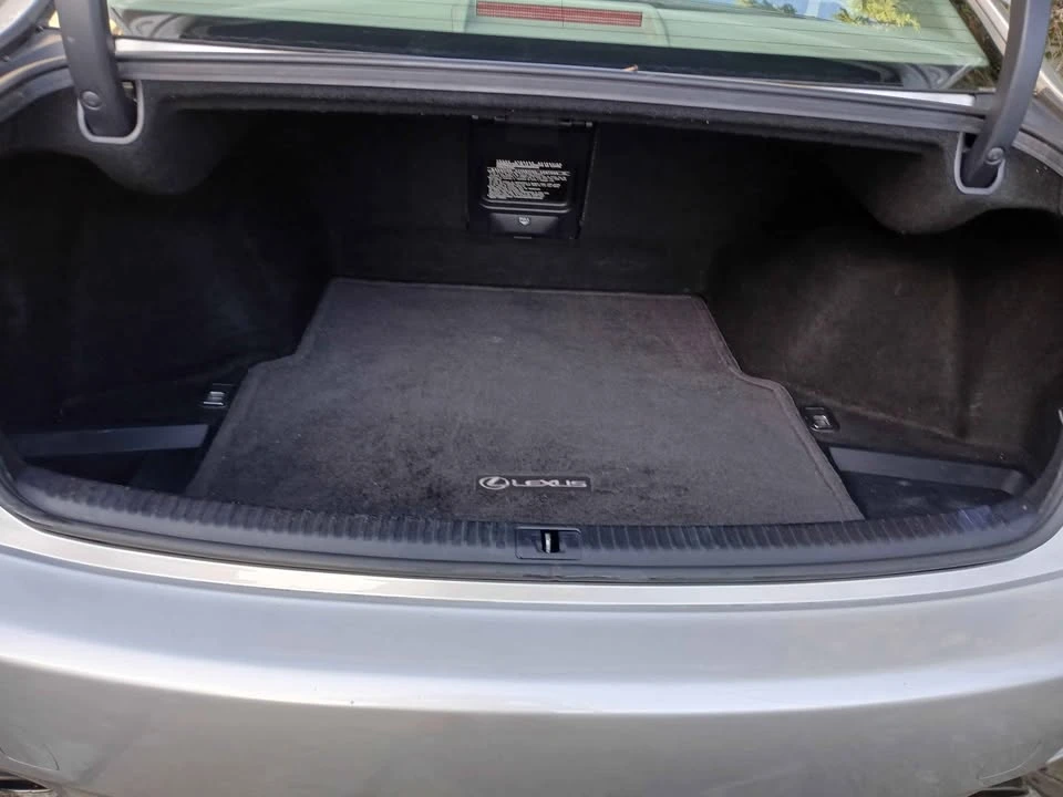 2007 Lexus IS 2nd Gen - Image 16 of 20