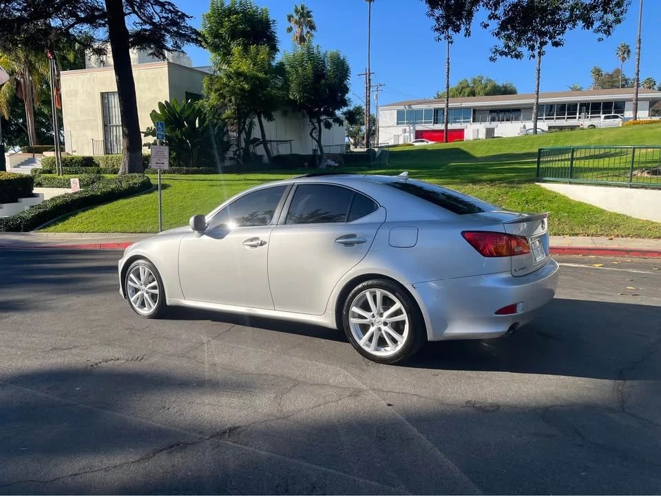 2007 Lexus IS 2nd Gen - Image 2 of 12