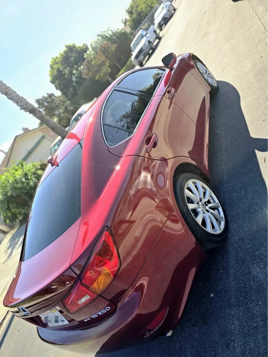 2007 Lexus IS 2nd Gen - Image 12 of 16