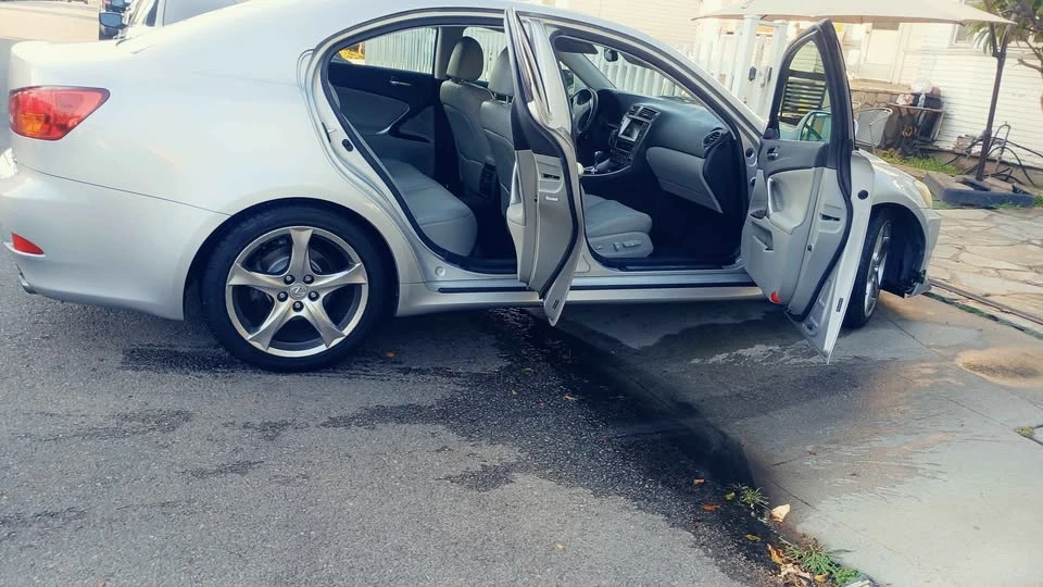 2007 Lexus IS 2nd Gen - Image 11 of 20