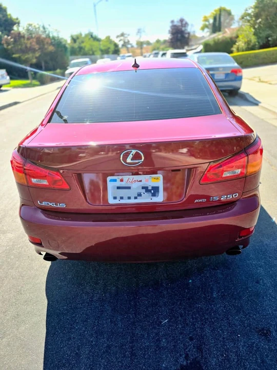 2007 Lexus IS 2nd Gen - Image 11 of 16