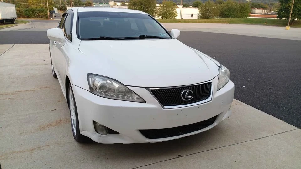 2007 Lexus IS 2nd Gen - Image 5 of 6