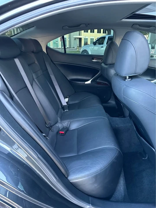 2007 Lexus IS 2nd Gen - Image 13 of 19
