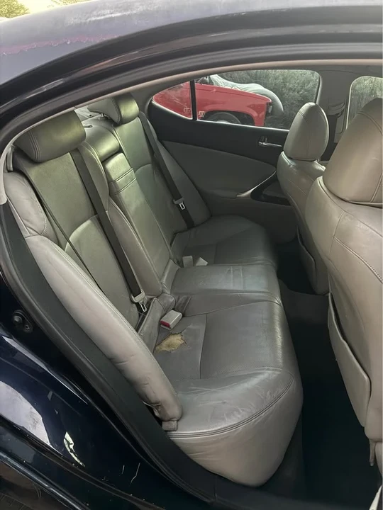 2007 Lexus IS 2nd Gen - Image 17 of 19