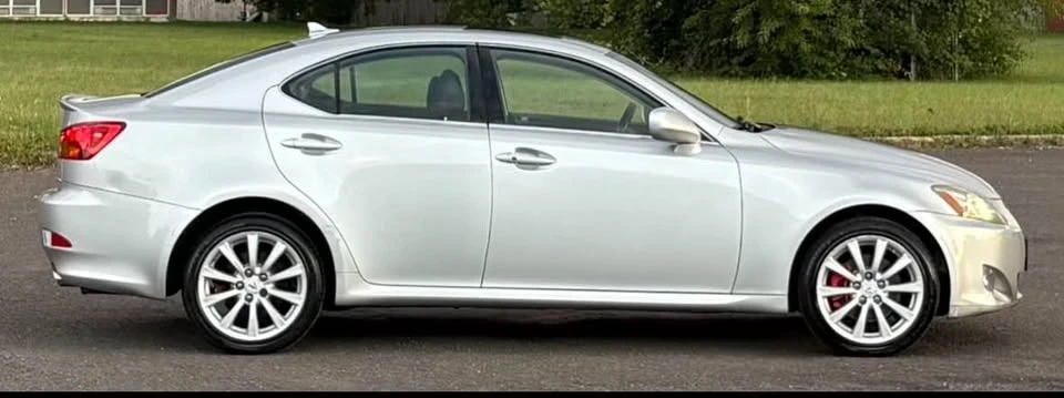 2007 Lexus IS 2nd Gen - Image 3 of 18