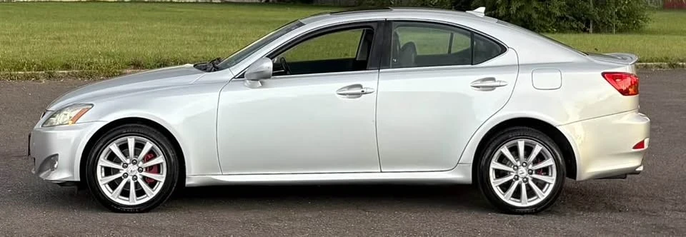 2007 Lexus IS 2nd Gen - Image 5 of 18