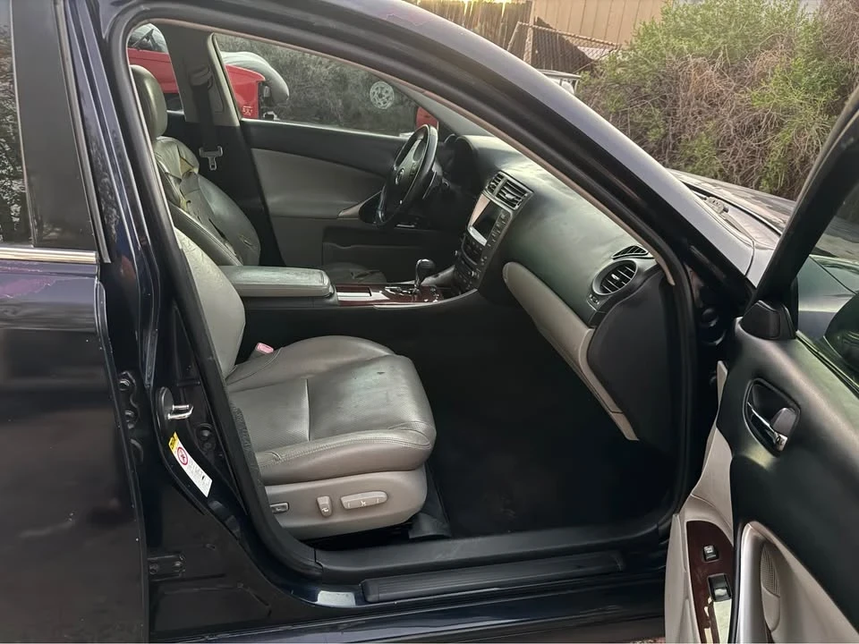 2007 Lexus IS 2nd Gen - Image 18 of 19