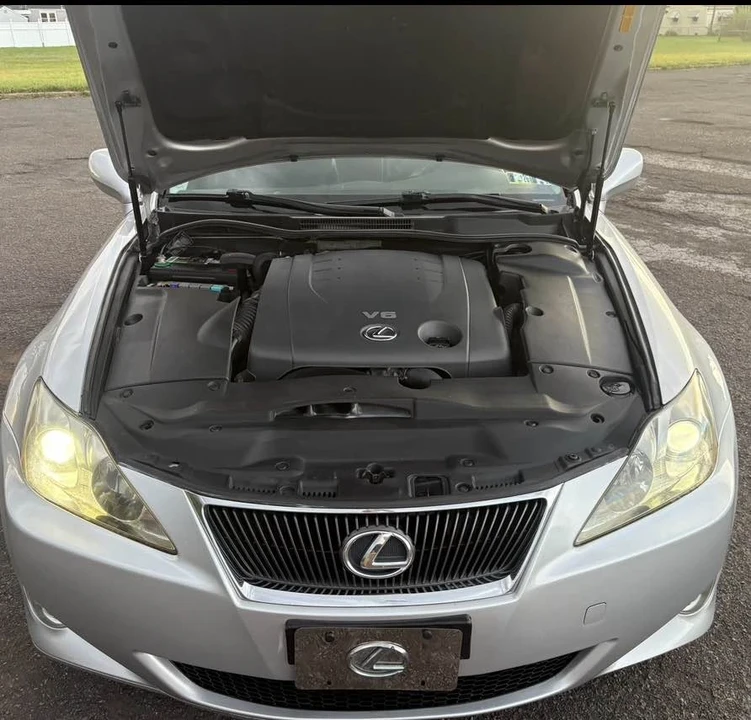 2007 Lexus IS 2nd Gen - Image 17 of 18