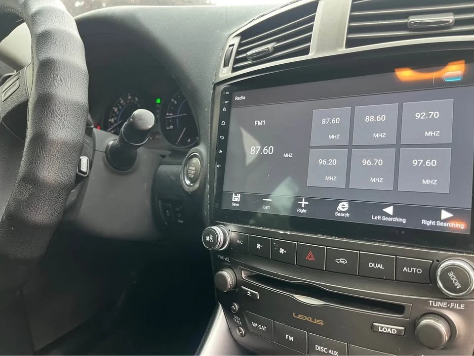 2007 Lexus IS 2nd Gen - Image 10 of 17