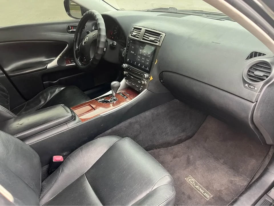2007 Lexus IS 2nd Gen - Image 9 of 17