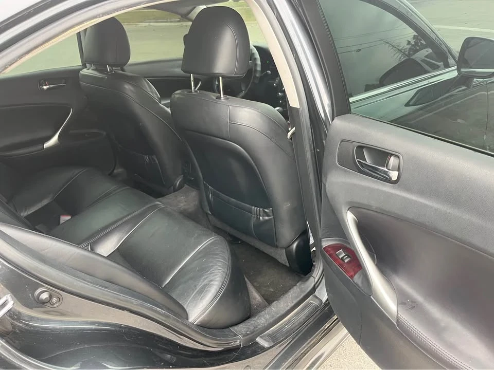 2007 Lexus IS 2nd Gen - Image 13 of 17