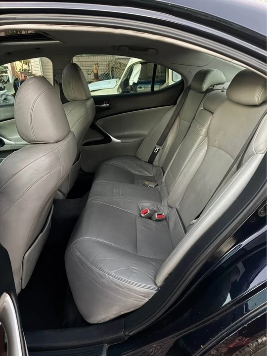 2007 Lexus IS 2nd Gen - Image 9 of 17