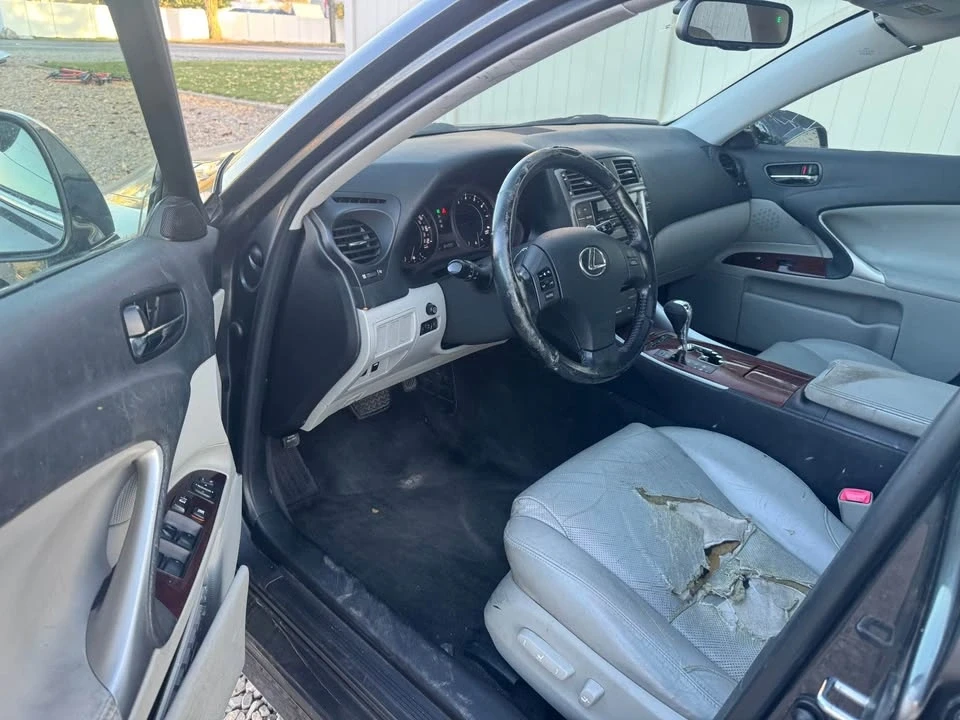2007 Lexus IS 2nd Gen - Image 9 of 12