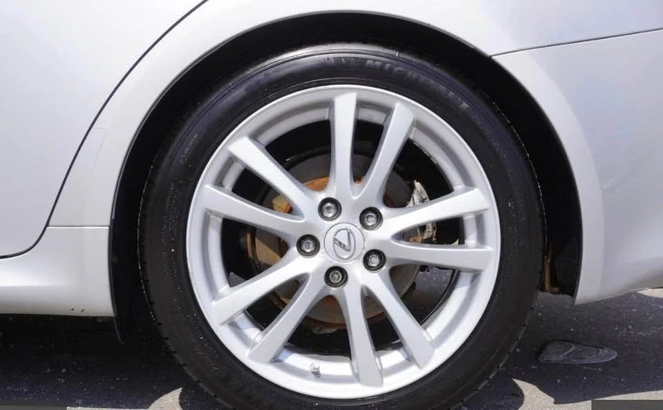 2007 Lexus IS 2nd Gen - Image 4 of 9