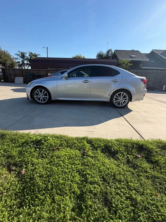 2007 Lexus IS 2nd Gen - Image 9 of 13