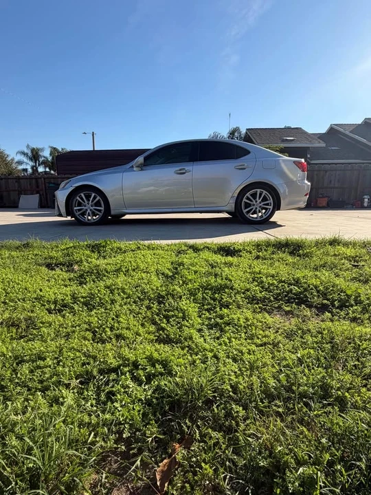 2007 Lexus IS 2nd Gen - Image 2 of 13