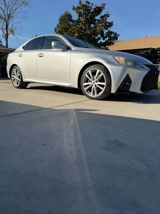 2007 Lexus IS 2nd Gen - Image 5 of 13
