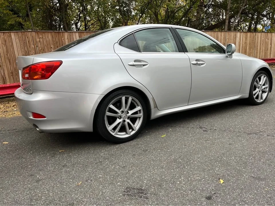 2007 Lexus IS 2nd Gen - Image 3 of 8