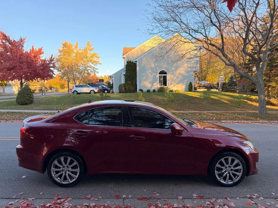 2007 Lexus IS 2nd Gen - Image 5 of 9