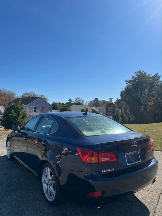 2007 Lexus IS 2nd Gen - Image 2 of 5