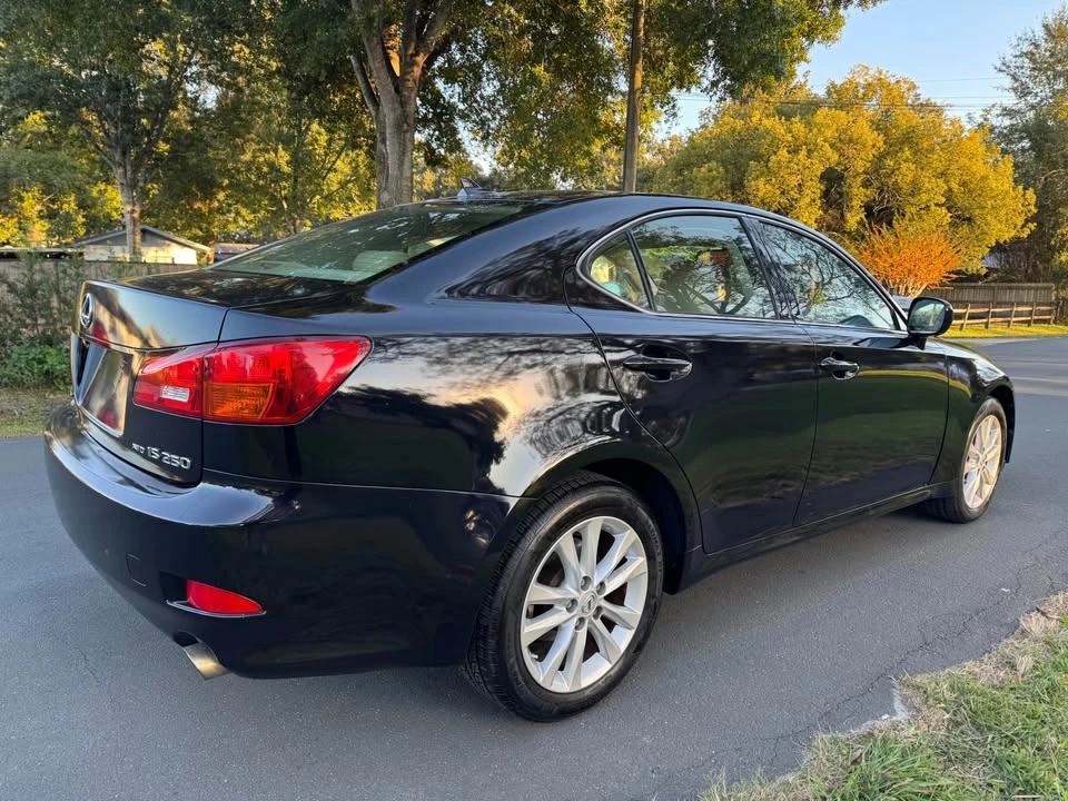 2007 Lexus IS 2nd Gen - Image 4 of 11