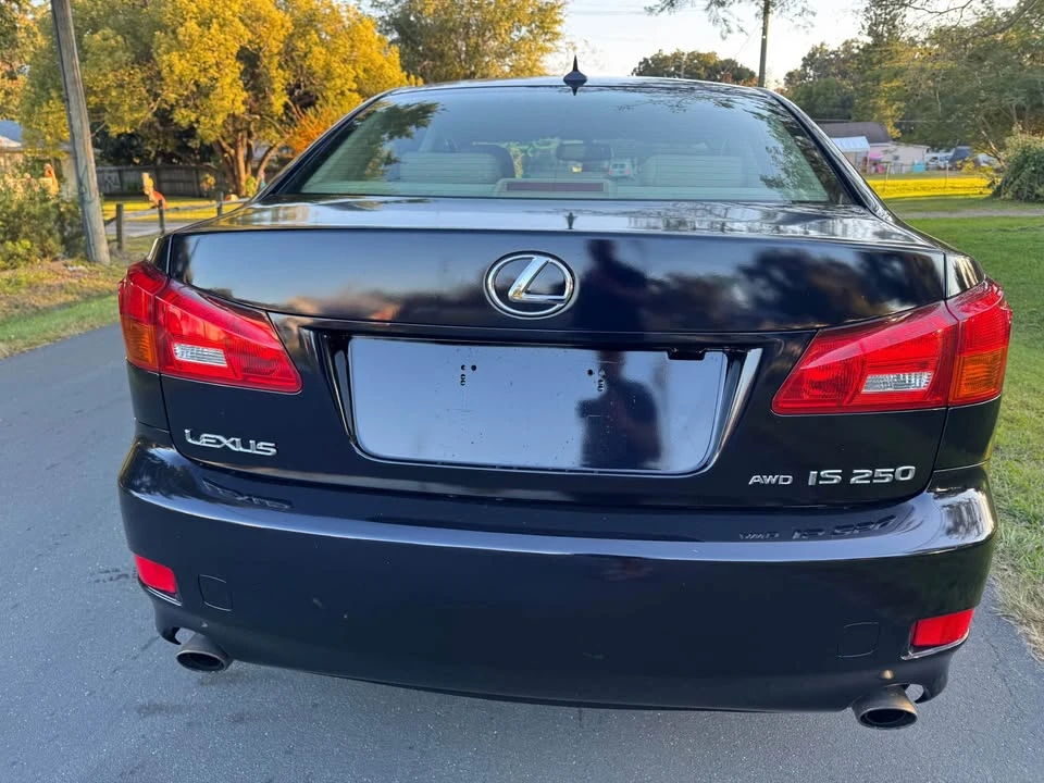2007 Lexus IS 2nd Gen - Image 3 of 11