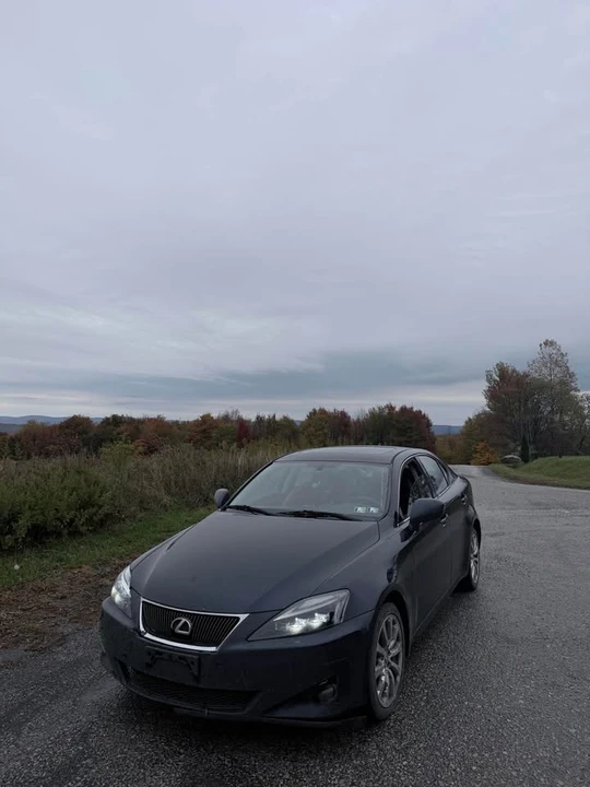 2007 Lexus IS 2nd Gen - Image 2 of 14