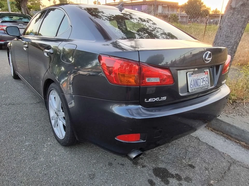 2007 Lexus IS 2nd Gen - Image 4 of 4