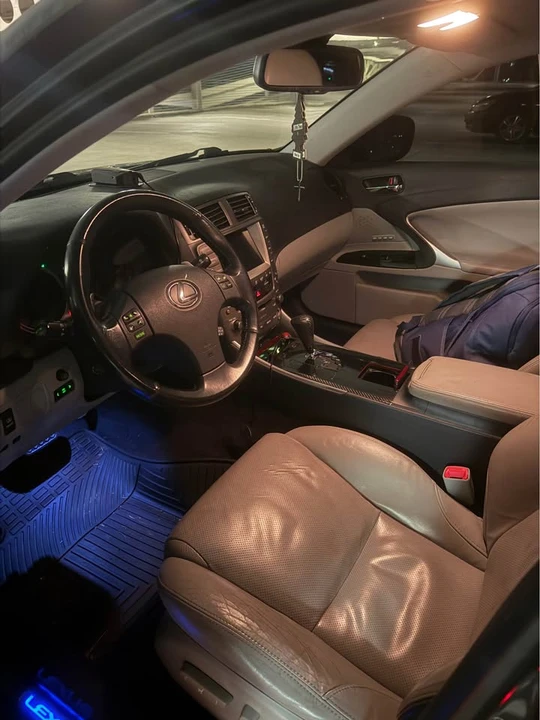 2007 Lexus IS 2nd Gen - Image 2 of 6