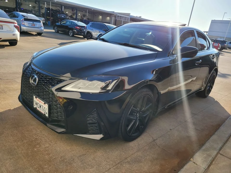 2007 Lexus IS 2nd Gen - Image 4 of 9