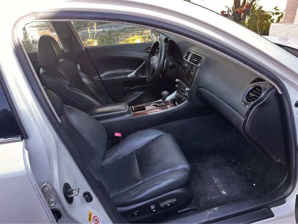 2007 Lexus IS 2nd Gen - Image 8 of 12