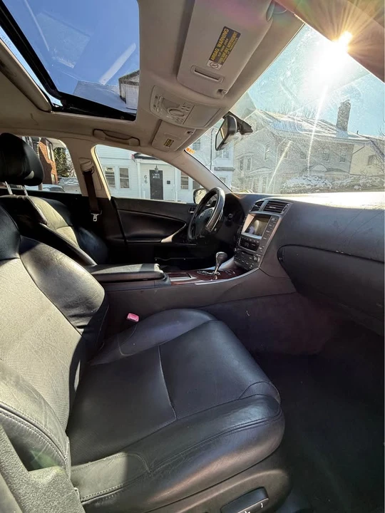 2007 Lexus IS 2nd Gen - Image 6 of 8