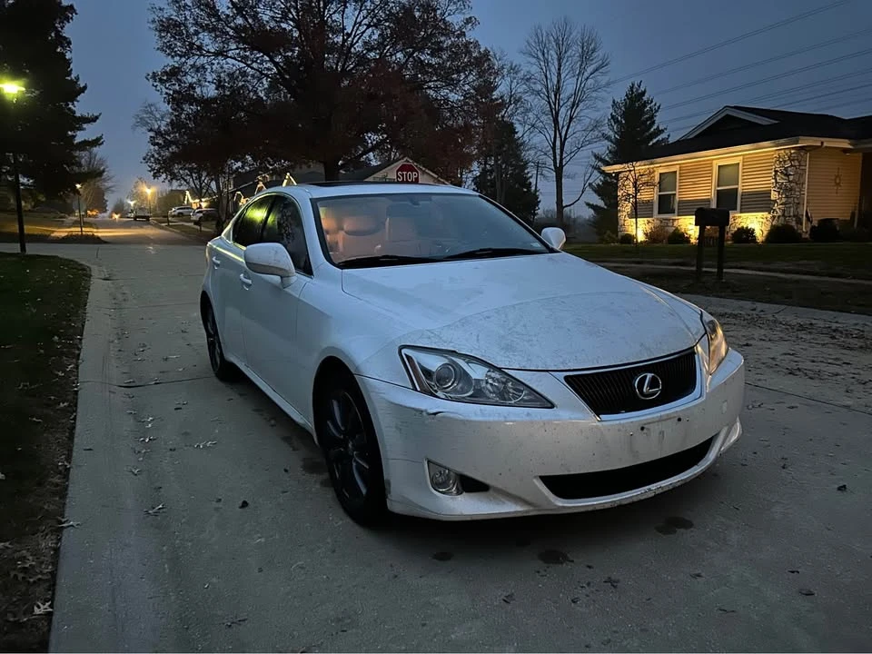 2007 Lexus IS 2nd Gen - Image 5 of 12