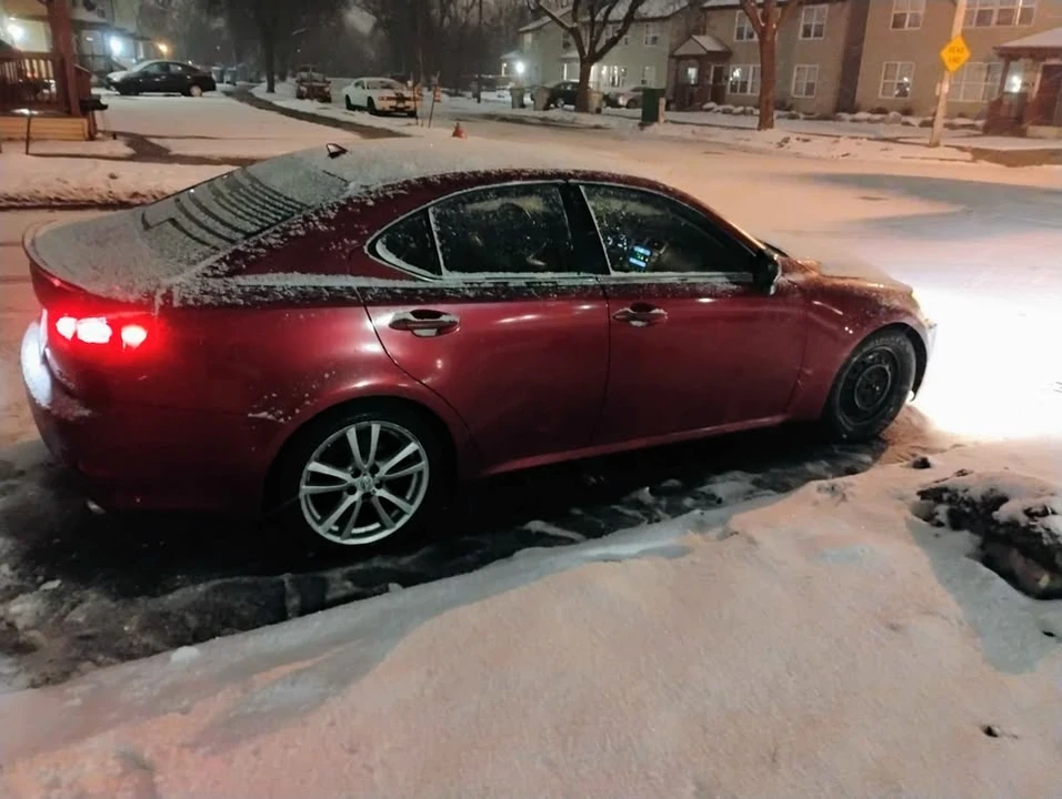2007 Lexus IS 2nd Gen - Image 2 of 8