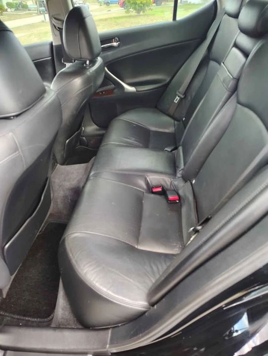 2007 Lexus IS 2nd Gen - Image 11 of 14