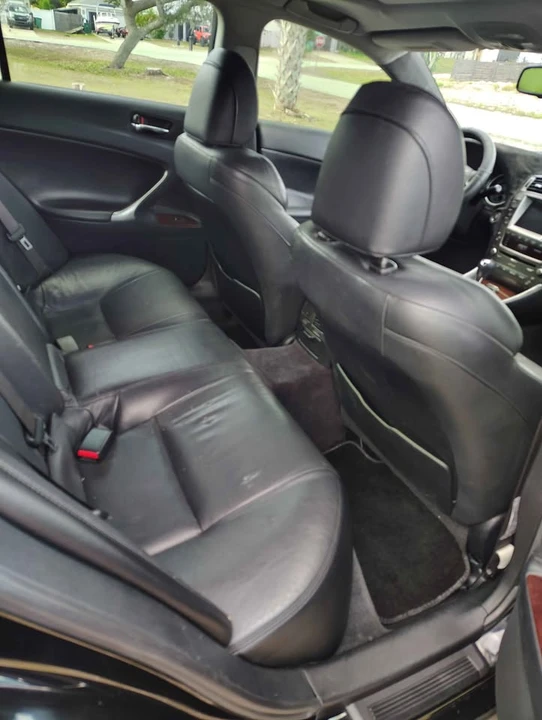 2007 Lexus IS 2nd Gen - Image 10 of 14