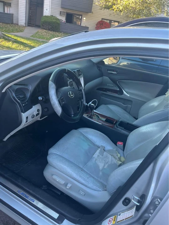 2007 Lexus IS 2nd Gen - Image 5 of 10