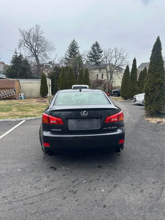 2007 Lexus IS 2nd Gen - Image 4 of 10