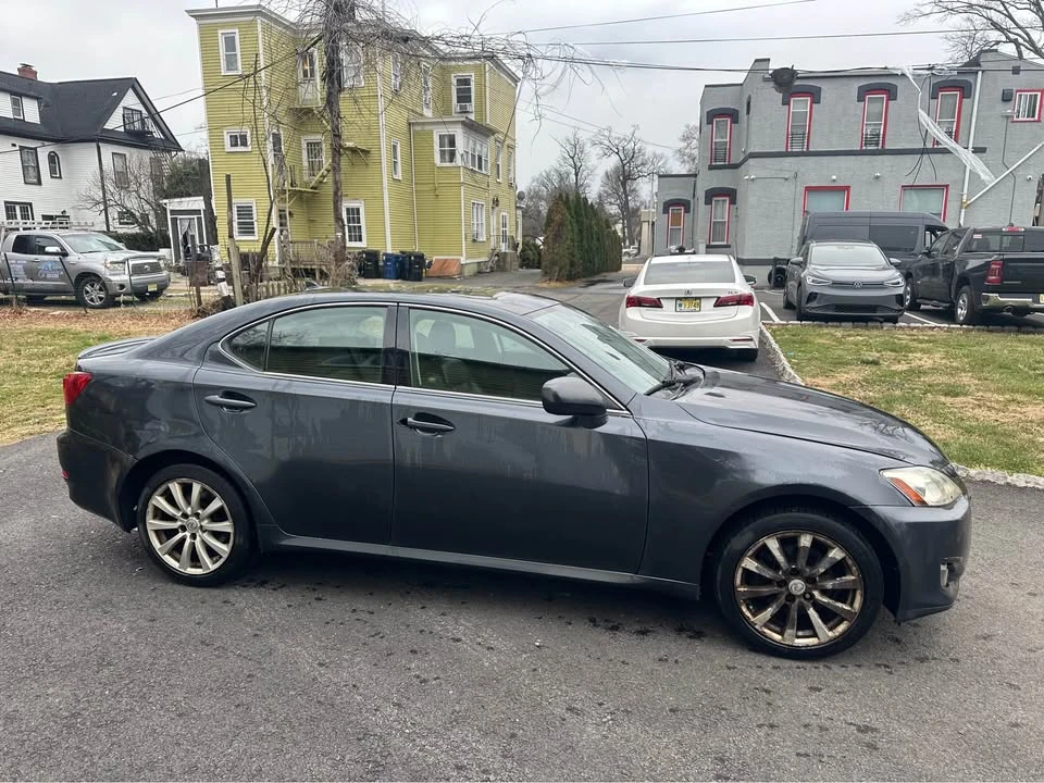 2007 Lexus IS 2nd Gen - Image 3 of 10