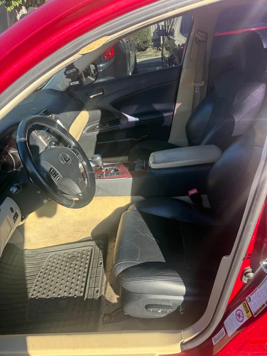 2007 Lexus IS 2nd Gen - Image 6 of 17