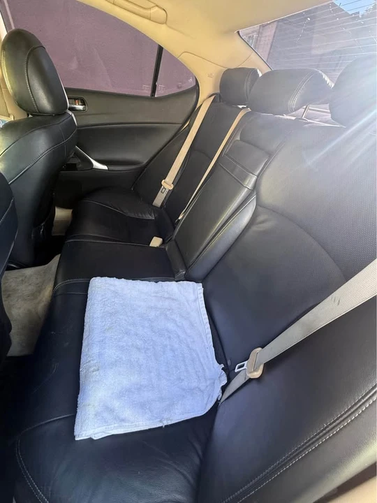 2007 Lexus IS 2nd Gen - Image 11 of 17