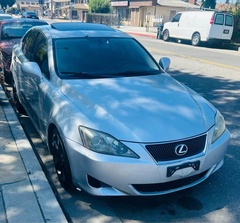 2007 Lexus IS 2nd Gen - Image 2 of 12