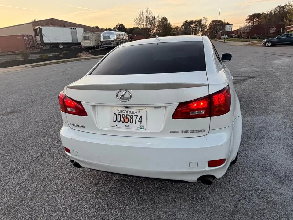 2007 Lexus IS 2nd Gen - Image 5 of 12