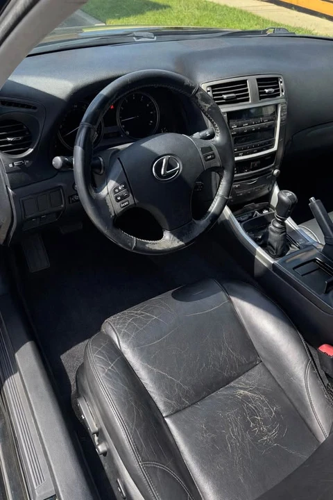2007 Lexus IS 2nd Gen - Image 5 of 7