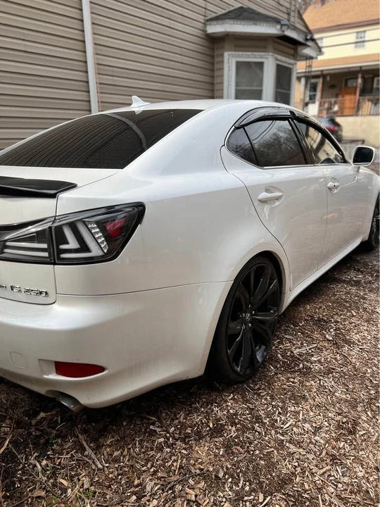 2007 Lexus IS 2nd Gen - Image 4 of 10