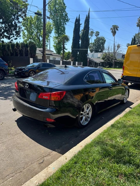 2007 Lexus IS 2nd Gen - Image 4 of 7