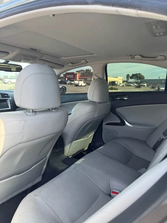 2007 Lexus IS 2nd Gen - Image 11 of 12