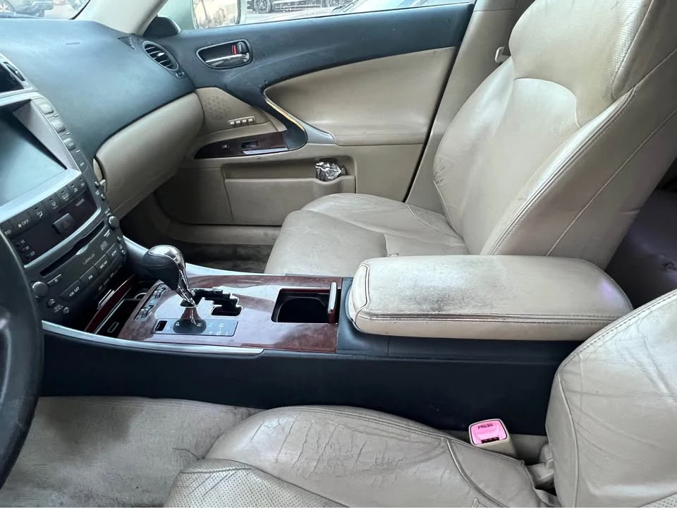 2007 Lexus IS 2nd Gen - Image 11 of 17