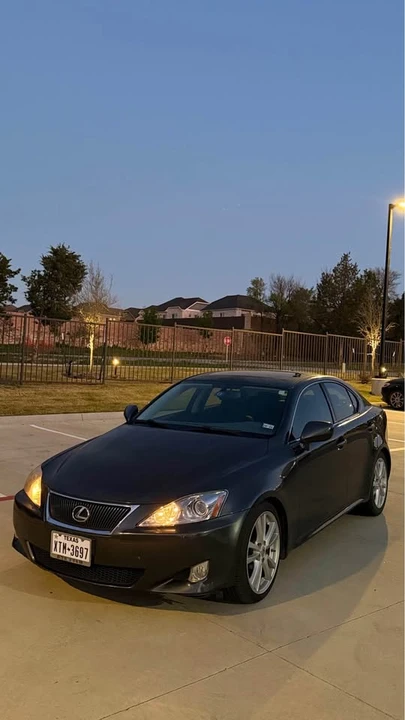 2007 Lexus IS 2nd Gen - Image 2 of 10