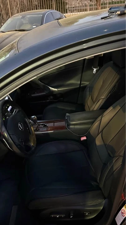 2007 Lexus IS 2nd Gen - Image 8 of 10